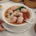 陸羽茶室 - 蝦水餃？