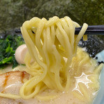 横浜家系ラーメン 魂心家 - 塩ラーメン・麺硬め（魂心家の日500円）＋海苔まし（50円）