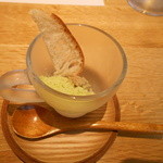 アニエルドール - 鮎のムース　アスパラとハーブアイス仕立てのパウダー