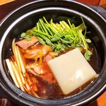 手打ち蕎麦 天ぷら 梅三 - 鴨とセリの鍋、餅は蕎麦粉と葛で作られてます。