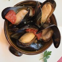 旨味凝縮！ムール貝白ワイン蒸し