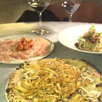 ERUTAN RESTAURANT BAR - 