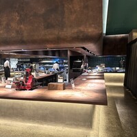 ERUTAN RESTAURANT BAR - 