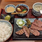 牛たんと和牛焼き 青葉 - レディースセット（牛たん特上に変更）