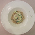 マジカメンテ ビバッコ - パスタ　ビーゴリ　アスバラガスとバッカラのソース