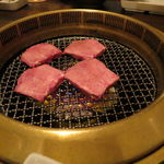 SATOブリアン - 鹿児島の黒毛和牛のタン元2