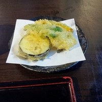 和彩厨房 KATURA - 日替り定食につく、天ぷら