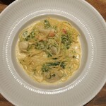 いたりあ亭 - 帆立貝柱のクリームソーススパゲッティー、真上から！