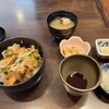 Teuchi Soba Hasebe - とり天丼と、セットのお味噌汁、香の物、手作り豆腐