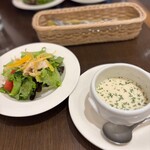 ル サロン ド ニナス - 