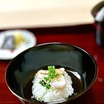 片折 - ⑫クエ炙り丼
      〜これまた北陸で揚がるとは驚きのクエを丼で頂く