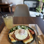 カフェ オヤツな時間 - 