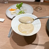 Akihisa Handa -   洞爺湖丸田農園産ゴボウのポタージュ＠1,000円（税込）