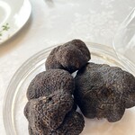 284706993 - こんなに大きくて薫るトリュフは初めてです☆