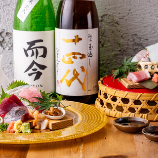 魚の美味しさを引き立てる、料理にあう日本酒をご用意。