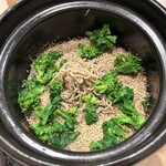 馬車道 大かわ - 釜炊きごはん　たっぷりの胡麻におじゃこさんと菜花　めちゃくちゃ美味しかったぁ❤️