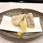 馬車道 大かわ - フグの唐揚げ　完熟柚子胡椒も美味しかったぁ✨