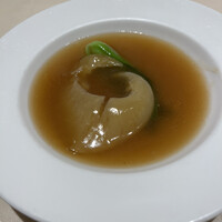 天津飯店 本店 - フカヒレの煮込み　ソースが美味しいのでライスを追加オーダーしました