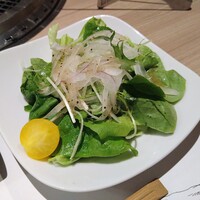 近江うし 焼肉 にくTATSU 青山本店 - 