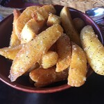 モアナマカイ珊瑚礁 - ガーリックポテト