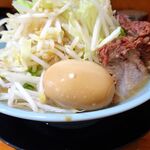 ラーメン 盛太郎 - チャーシュー麺　1,100円（野菜マシマシ、薄味）