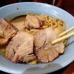 ラーメン 盛太郎 - チャーシュー麺　1,100円（野菜マシマシ、薄味）