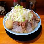 ラーメン 盛太郎 - チャーシュー麺　1,100円（野菜マシマシ、薄味）