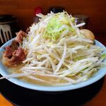 ラーメン 盛太郎 - チャーシュー麺　1,100円（野菜マシマシ、薄味）