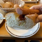 コメダ珈琲店 - ホットドッグの断面