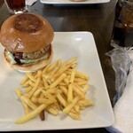 シェイクツリー バーガー＆バー - 