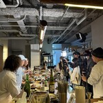 牡蠣屋 Wine&Sake 居酒屋 - 