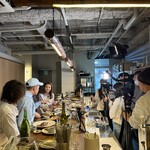 牡蠣屋 Wine&Sake 居酒屋 - 