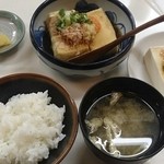 食事処　おかべ - 揚げ出し豆腐