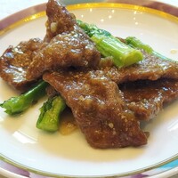 中国料理 四川 - 牛肉と菜の花のゆず胡椒炒め