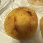 こむぎの杜ブンブン - チーズフォカッチャ 195円