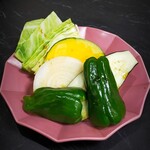 焼肉 済州 - 無料サービスの野菜