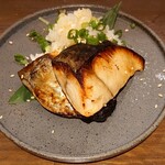 飲んべぇ食堂 らくだ屋 - 鰆の西京焼き