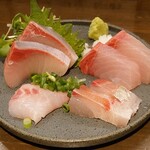 飲んべぇ食堂 らくだ屋 - お刺身盛合せ(ハーフ)