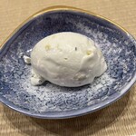 道後 海舟 - 水菓子：キウイフルーツ（松山市）のアイスクリーム