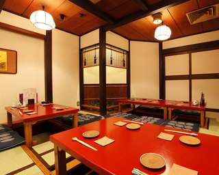 Seafood Sakaba Uonami Ikebukuro Ten - 店内の様子