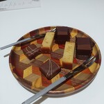 シェ ケンタロウ - ミニャルディーズ