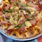 イタリア食堂 イルキャンティ - ミックスピザ