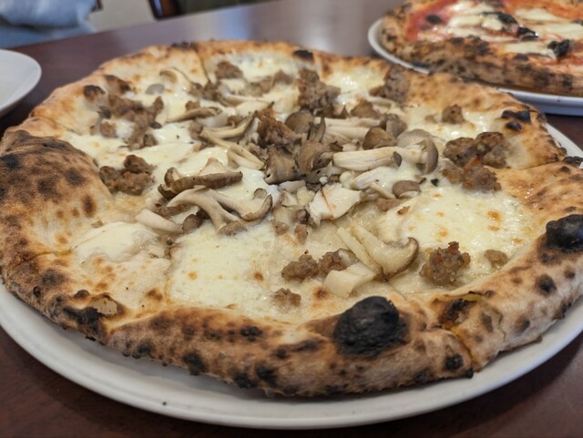 ピッツェリア ベル・リーノ （Pizzeria Bel lino） - 分倍河原/ピザ