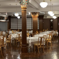 メインダイニングルーム - 店内