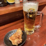 万国酒場 煮込とビール - ちょい飲みSet(A)の生中2杯目＆唐揚げ♪