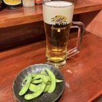 万国酒場 煮込とビール - ちょい飲みSet(A)の生中＆枝豆♪