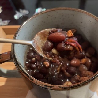 一軒家カフェ&サロンhana_1