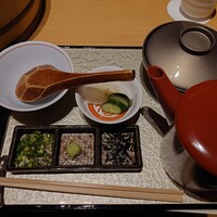 炭焼きうなぎ・かしわ 登河 池下店 - 