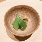 温石 - スナップえんどうとごぼうの胡麻酢和え