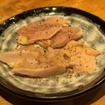 鶏焼肉のんき - 下：鶏なんこつ 上：親手羽かな？